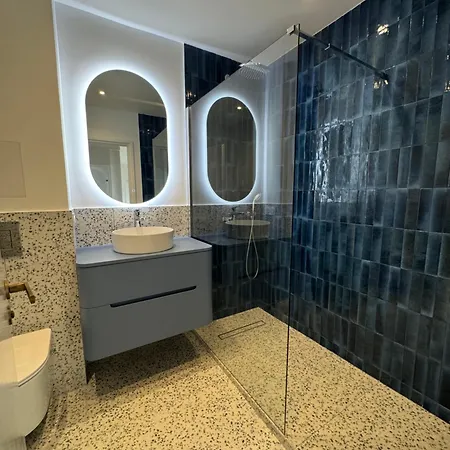 #301- Heart Of Vieil - Place Nationale-high-end Newly Renovated & Furnished Antibes