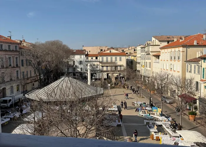 #301- Heart Of Vieil - Place Nationale-high-end Newly Renovated & Furnished Lägenhet *