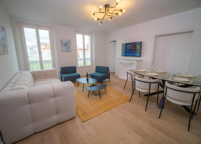 #301- Heart Of Vieil - Place Nationale-high-end Newly Renovated & Furnished Lägenhet