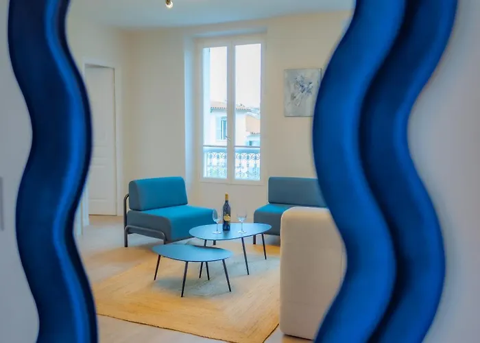 #301- Heart Of Vieil - Place Nationale-high-end Newly Renovated & Furnished Lägenhet Antibes